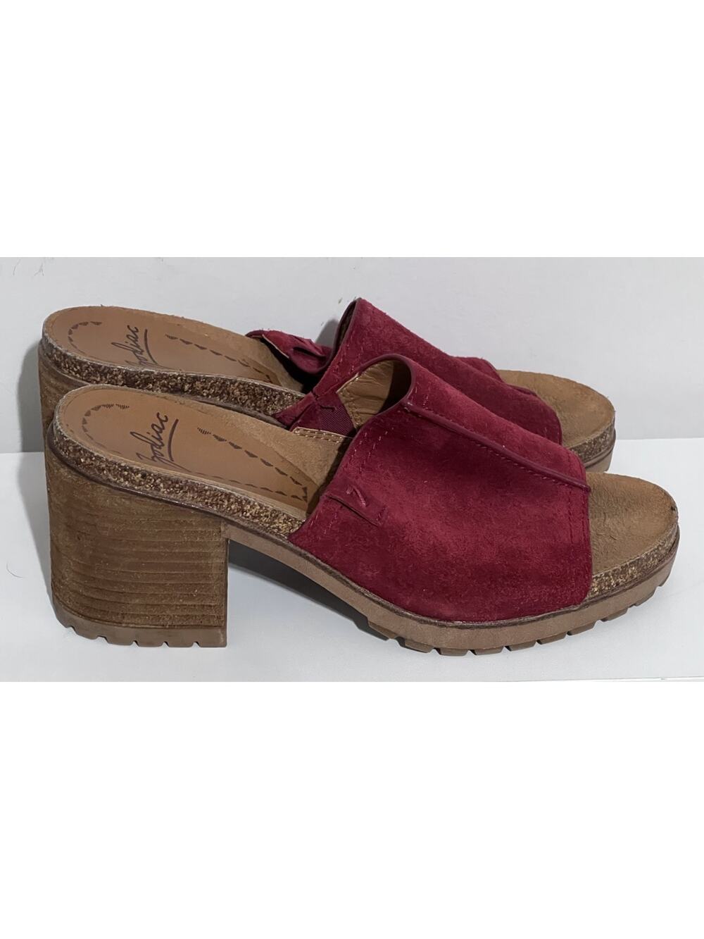 Zodiac Womens 9 Vtg Lissa Red Suede Slide Heel Platform Sandals Shoes Clogs